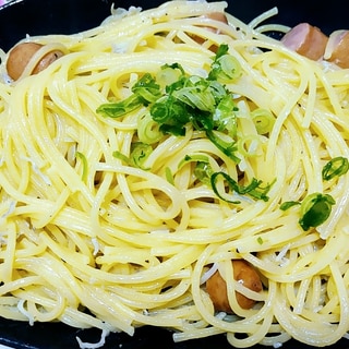 ウインナーとしらす干しの梅肉マヨネーズパスタ